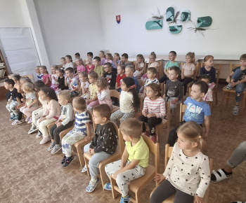 Ujo Ľubo hudobná rozprávka Pampúšik