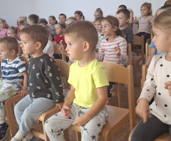 Ujo Ľubo hudobná rozprávka Pampúšik