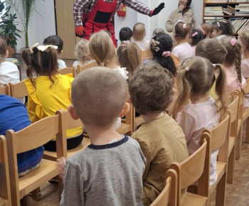 Divadlo Crocus - Lišiaci Dolar a Bingo