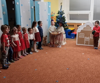 Vianočné vystúpenia a tvorivé dielne