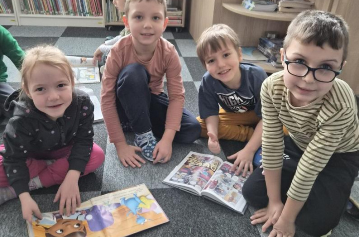 Návšteva - knižnica