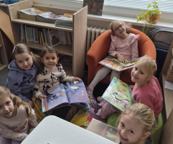 Návšteva - knižnica