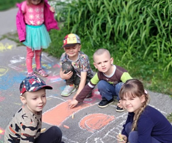 kreslenie na chodník 2021