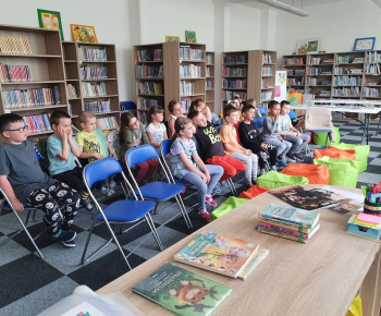 Návšteva ZŠ a knižnice